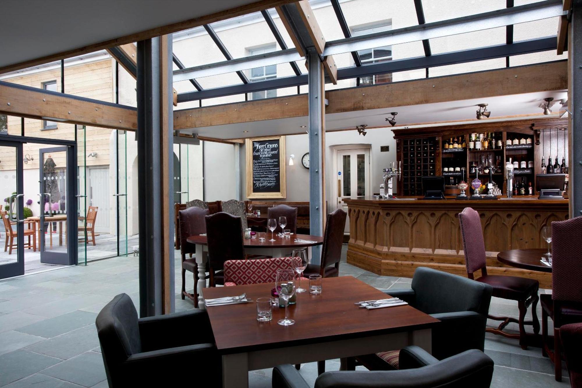 Hotel The Three Crowns Chagford Exterior foto The restaurant at The Old parsonage